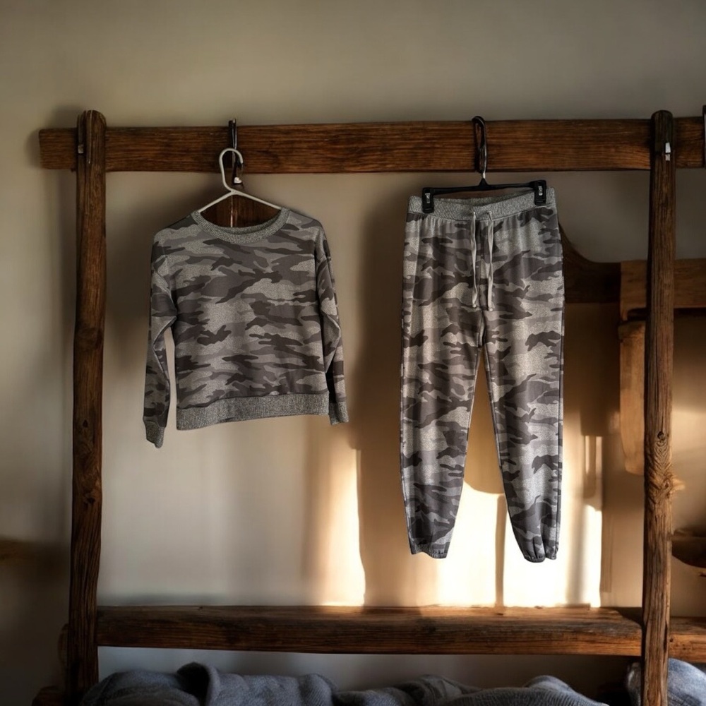 Splendid 2 PC Jogger Set‎ SZ SM.